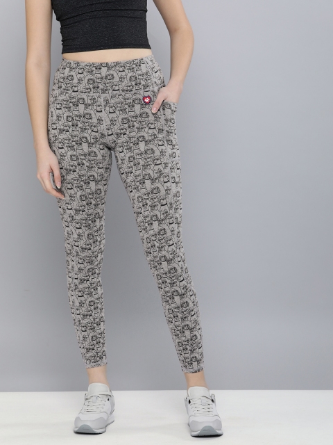 

Skechers Women Grey Printed Tights