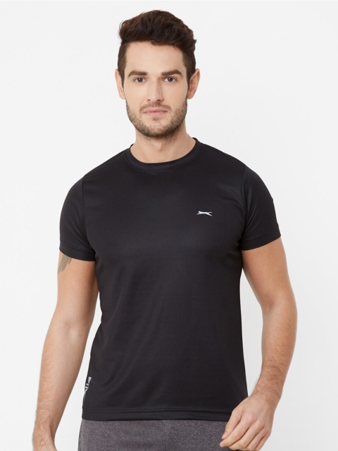 

Black Panther Men Black T-shirt
