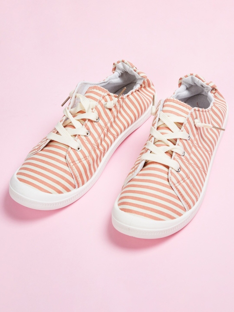 

Ginger by Lifestyle Women Pink Striped Sneakers