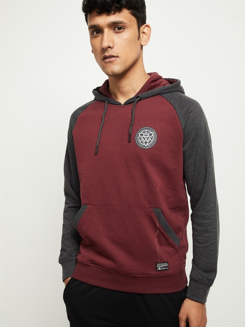 

max Men Burgundy & Charcoal Grey Colourblocked Hooded Sweatshirt