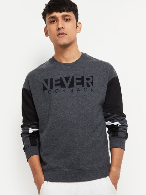 

max Men Grey Printed Sweatshirt