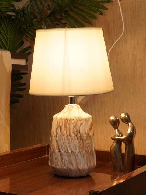 

TIED RIBBONS White Solid Contemporary Table Lamp with Shade