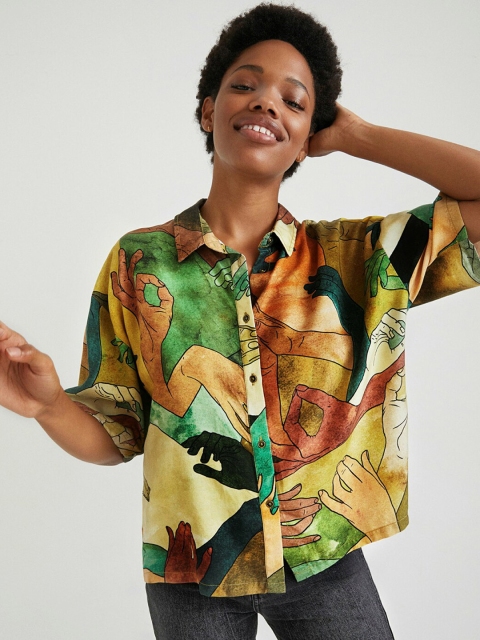 

Desigual Women Green Comfort Boxy Opaque Printed Casual Shirt