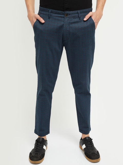

max Men Navy Blue Checked Trousers