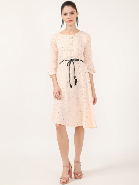 

V2 Value & Variety Peach-Coloured Floral Dress