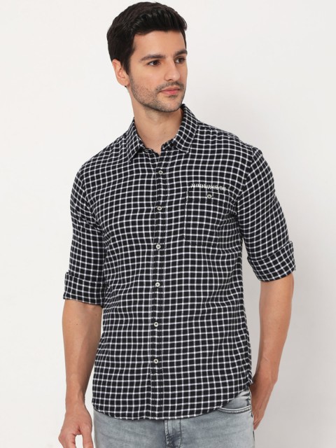 

Mufti Men Black & White Slim Fit Opaque Checked Pure Cotton Casual Shirt