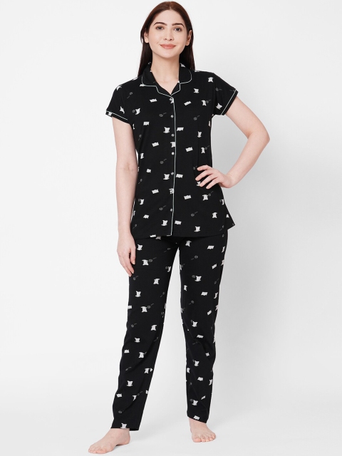 

ZOLA Women Black & White Printed Pure Cotton Night suit