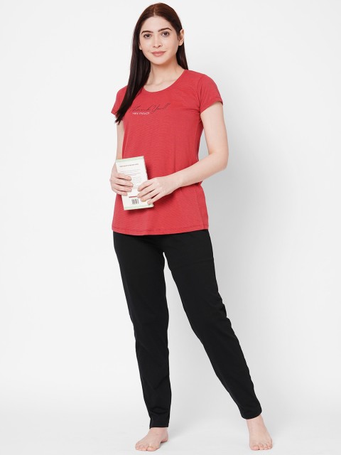 

ZOLA Women Red & Black Pure Cotton Printed Night suit