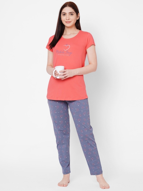 

ZOLA Women Peach-Coloured & Blue Printed Night suit