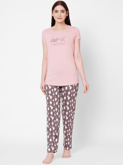 

ZOLA Women Pink & Brown Printed Night suit