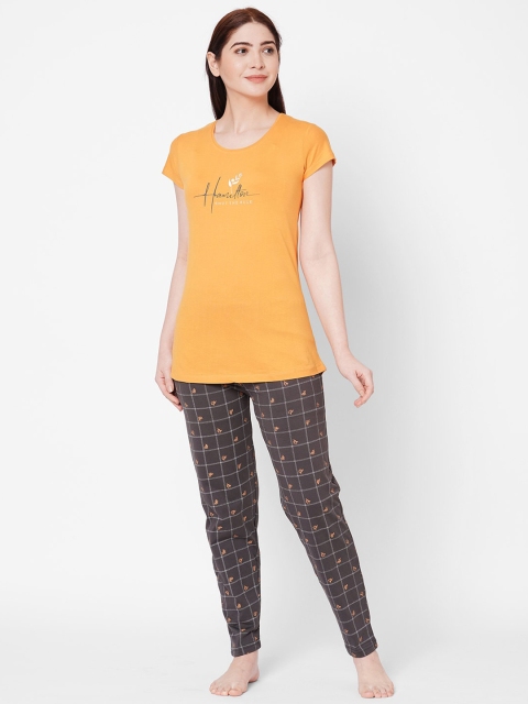 

ZOLA Women Yellow & Grey Printed Pure Cotton Night suit