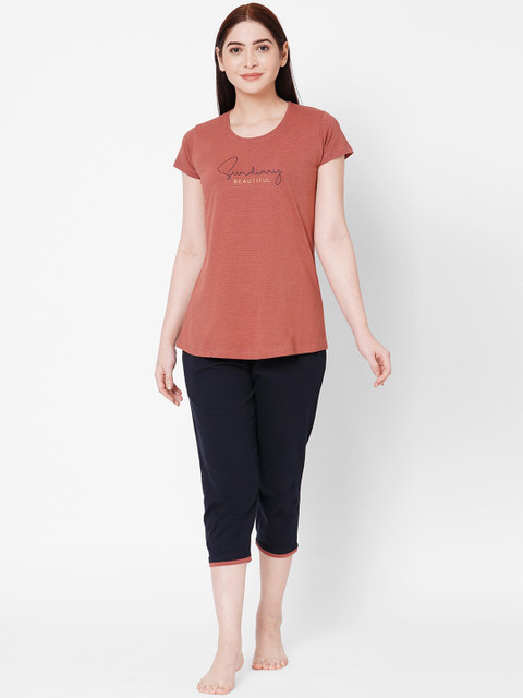 

ZOLA Women Rust Solid Pure Cotton Night Suit