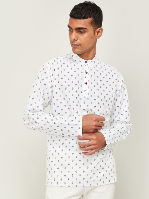 

Melange by Lifestyle Men White Geometric Thread Work Kurta