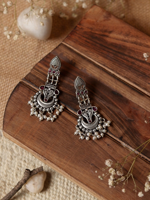 

TEEJH Silver-Toned & White Pearl Beaded Contemporary Drop Earrings