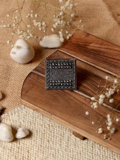 

TEEJH Silver Toned Alloy Oxidised Ring