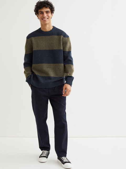 

H&M Men Blue Relaxed Fit Trousers