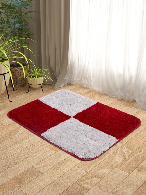 

KICA Maroon & White Colourblocked Super Soft Microfibre Mat With Anti-Skid Latex Back