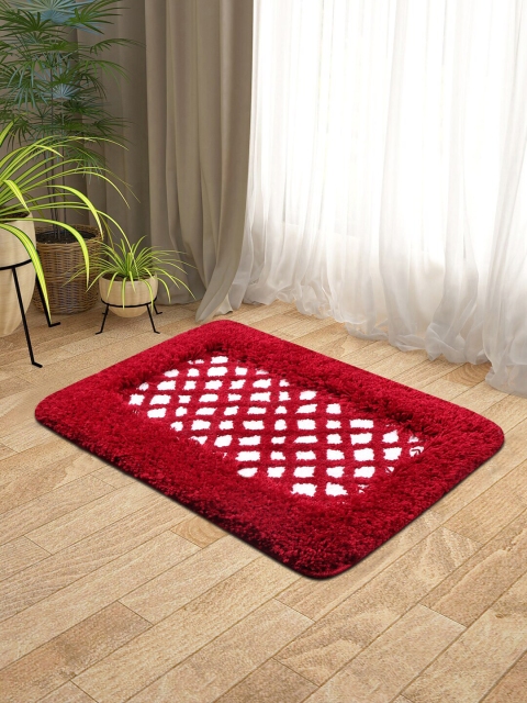 

KICA Maroon Super Soft Micro-Diamond Design Microfibre Mat With Anti-Skid Latex Back