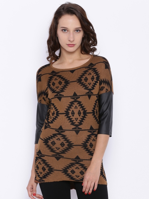 

Deal Jeans Women Brown & Black Printed Top