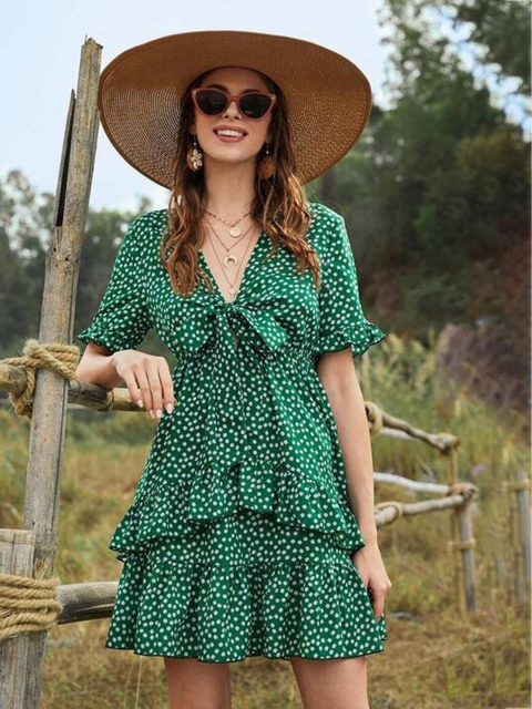 

GRACE & JACK Green Printed Front Tie Dress