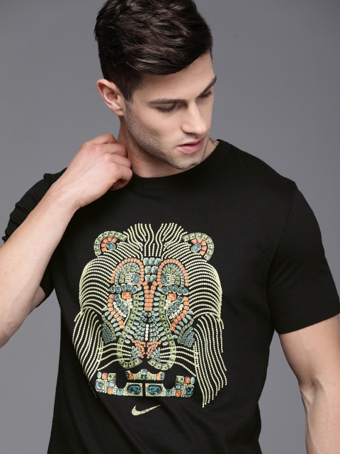 

Nike Men Black Printed Dri-FIT Roar with LeBron James T-shirt
