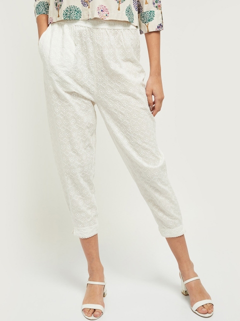 

max Women Off White Pleated Peg Trousers