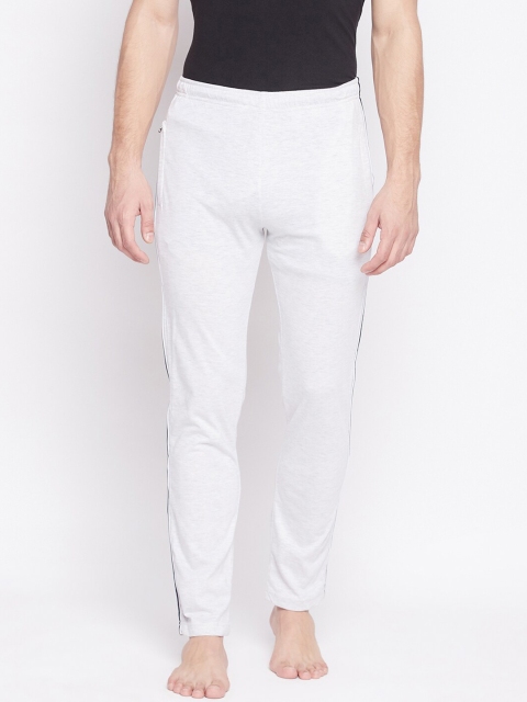 

Okane Men Off White Solid Lounge Pants