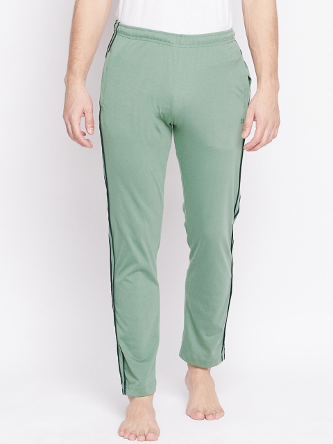 

Okane Men Green Solid Lounge Pants