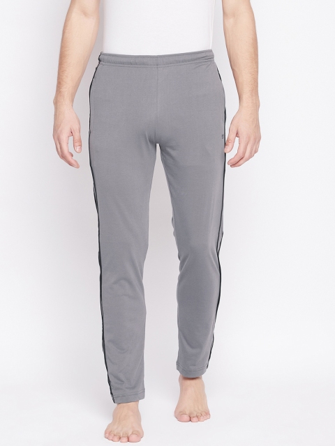 

Okane Men Grey & Black Solid Lounge Pants
