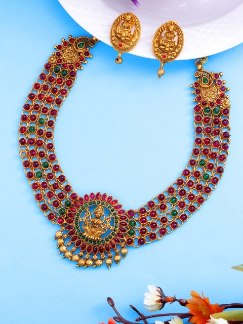 

aadita Antique Gold Temple Jewellery Set