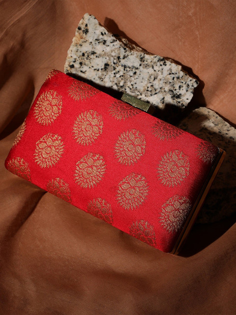 

TRINK Red & Gold-Toned Jacquard Fabric Box Clutch With Chain Strap