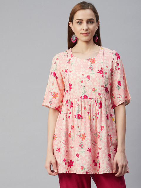 

Rangriti Peach-Coloured Floral Printed Kurti