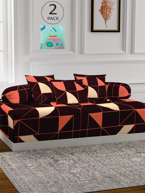 

KLOTTHE Set Of 2 Geometric Printed Bedsheet With 4 Bolster Covers & 6 Cushion Covers, Maroon