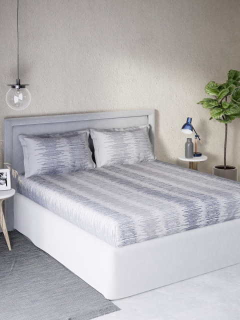 

DDecor Grey & White 140 TC Cotton Queen Bedsheet with 2 Pillow Covers
