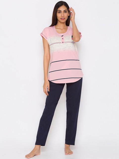 

ZOLA Women Pink & Black Printed Night Suit