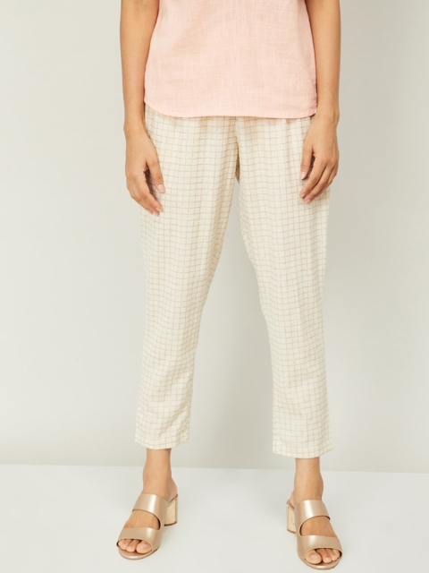

Melange by Lifestyle Women Cotton Off White Checked Trousers