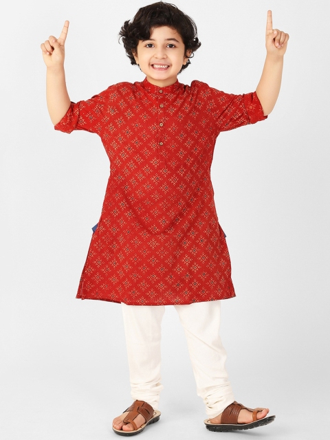 

Fabindia Boys Red Cold-Shoulder Sleeves Thread Work Kurta