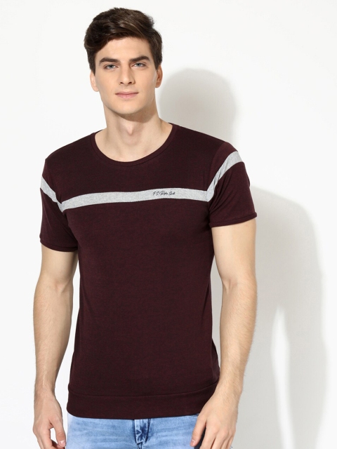 

V2 Value & Variety Men Burgundy Colourblocked T-shirt