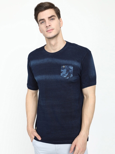 

V2 Value & Variety Men Blue Printed T-shirt