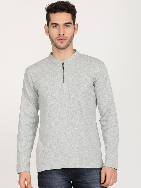 

V2 Value & Variety Men Grey Melange Henley Neck Raw Edge T-shirt