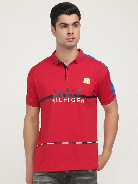 

V2 Value & Variety Men Red Pockets T-shirt