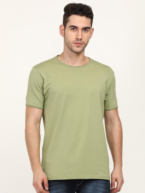 

V2 Value & Variety Men Green Raw Edge T-shirt