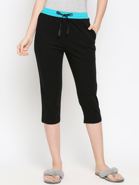 

XIN Women Black Solid Pure Cotton Relaxed-Fit Lounge Capris