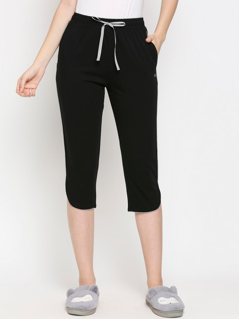 

XIN Women Black Solid Relaxed-Fit Pure Cotton Lounge Capris