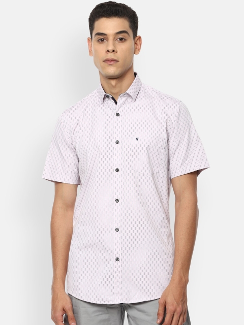 

Van Heusen Sport Men Pink Slim Fit Pinstripes Opaque Striped Casual Shirt