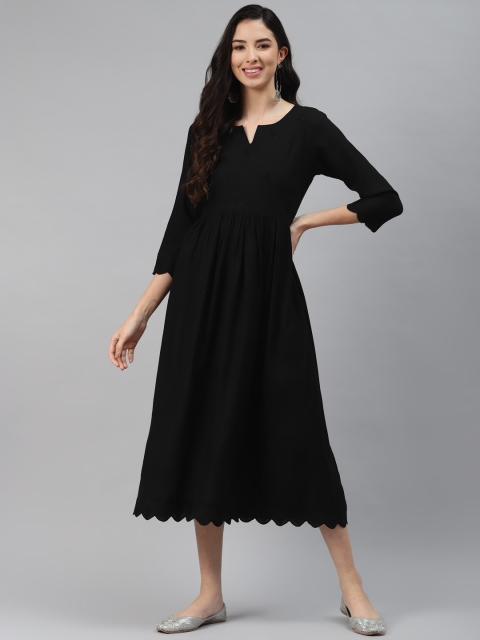 

Silai Bunai Black Embroidery Midi Dress