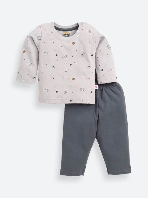 

AMUL Kandyfloss Unisex Kids Grey Graphic Printed Pure Cotton Night Suit