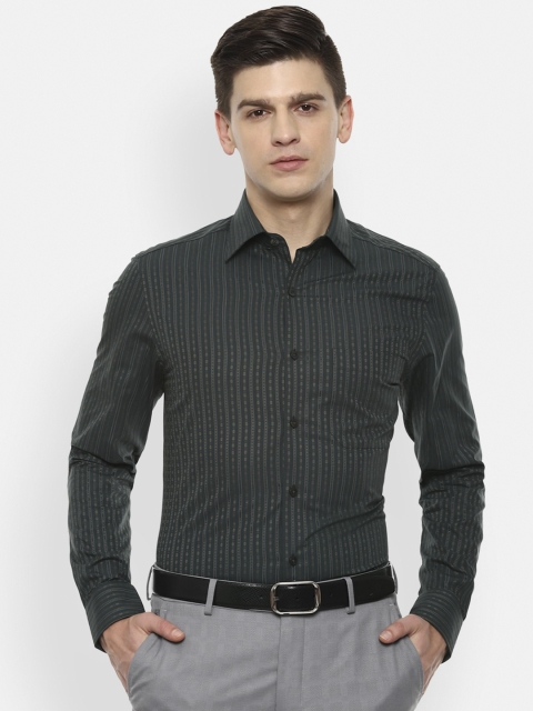 

Louis Philippe Men Green Opaque Checked Formal Shirt