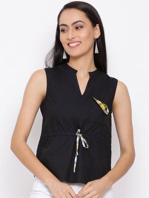 

DRAAX Fashions Woman Black Regular Top