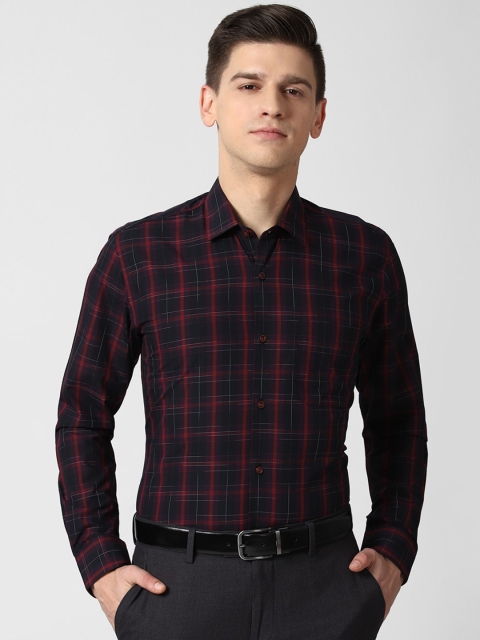 

Peter England Men Black Opaque Checked Formal Shirt